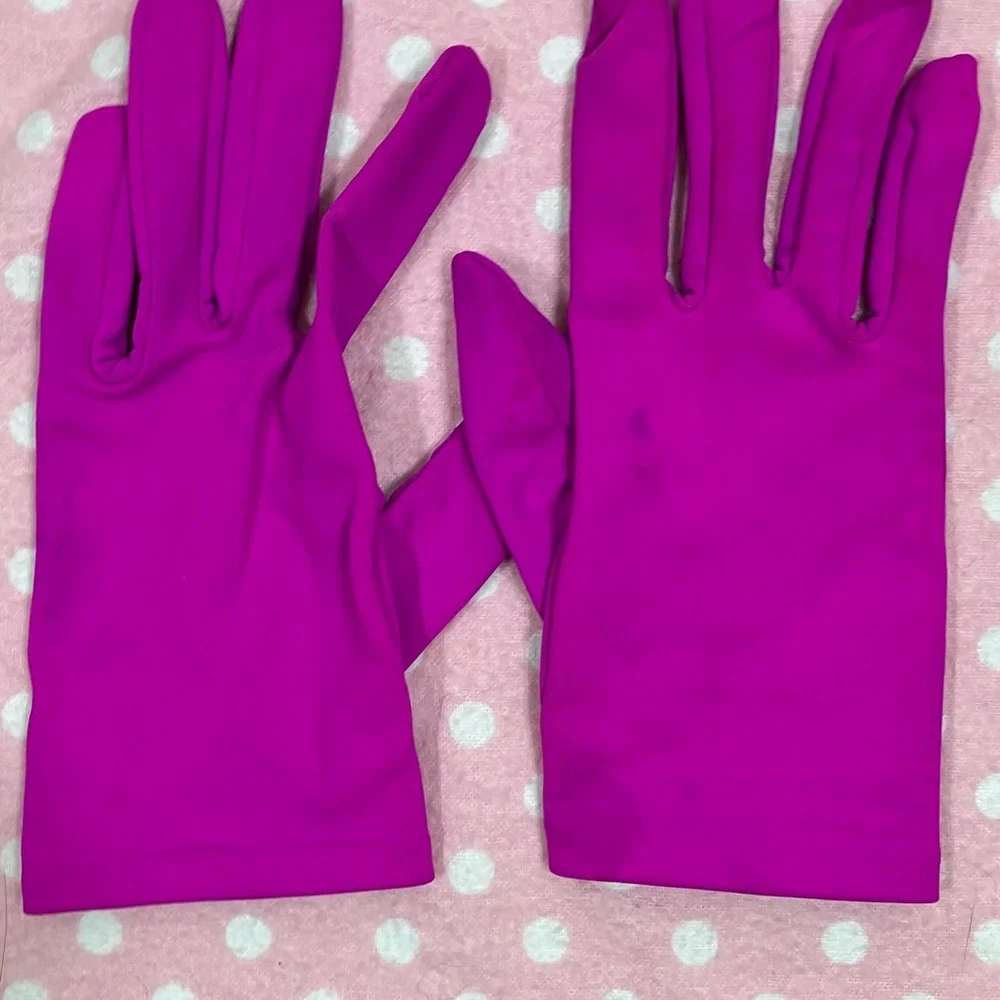 Vintage 80’s Bright pink gloves